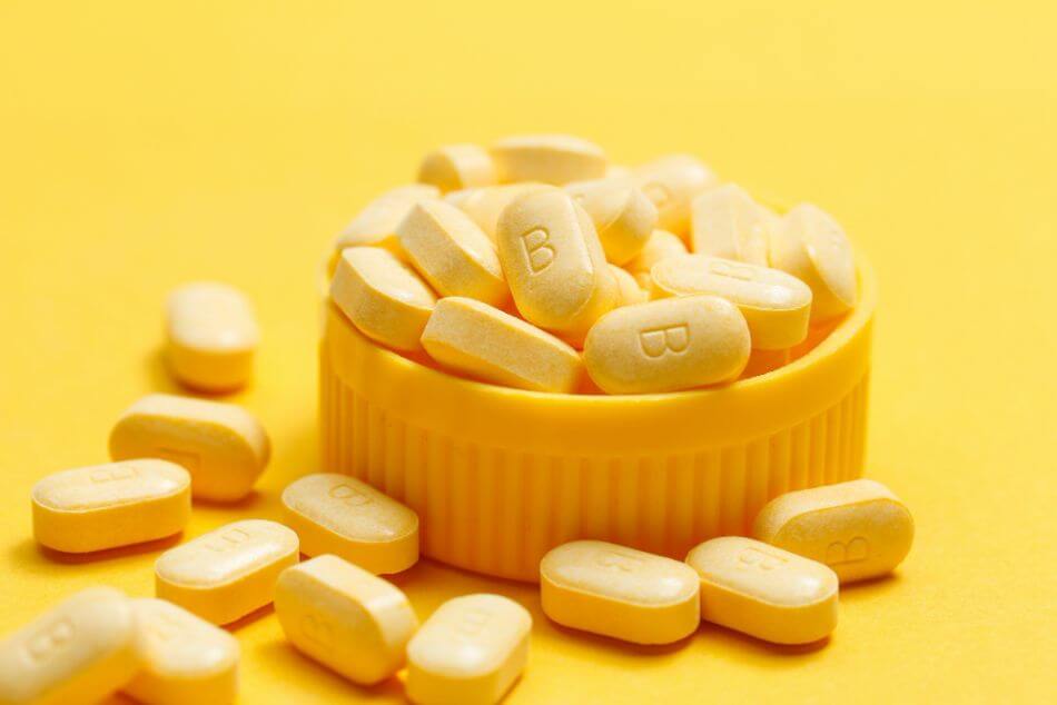 witamina b5 tabletki na zakrętce